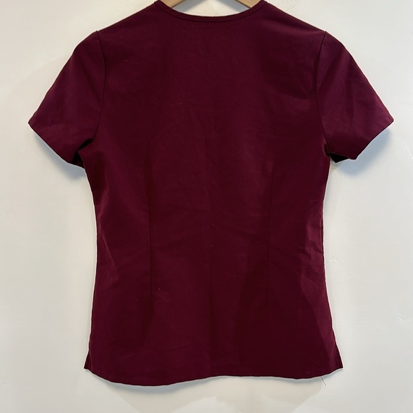 FIGS burgundy short-sleeve v-neck scrub top - Picture 8 of 8
